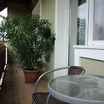 Toldi Panzio Hotell 3*