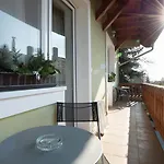 Hotell Toldi Panzio