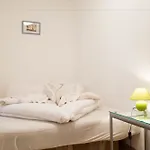 Toldi Panzio 3*