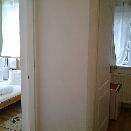 Hotel Toldi Panzio 3*