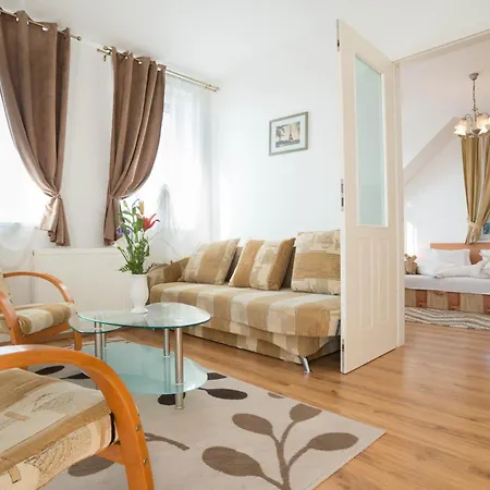 Hotel Toldi Panzio
