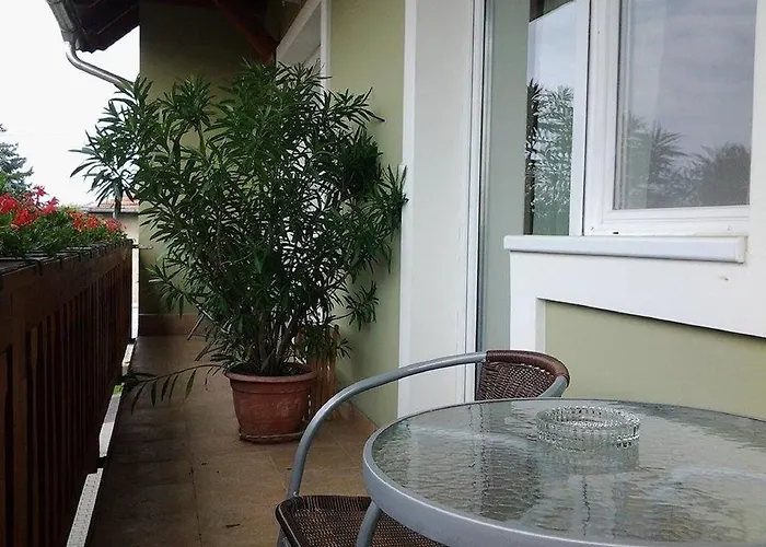 Toldi Panzio ホテル 3*