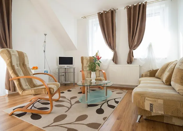 Toldi Panzio ヘーヴィーズ