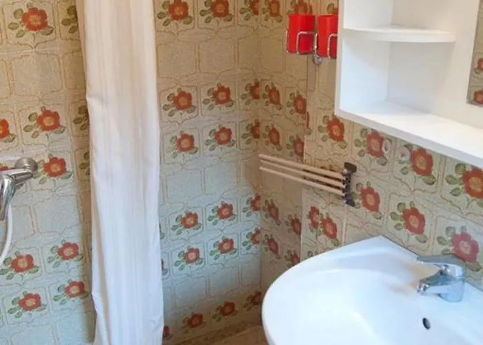 Toldi Panzio ホテル