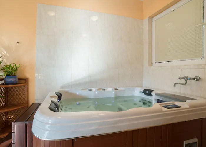 Toldi Panzio ホテル ヘーヴィーズ