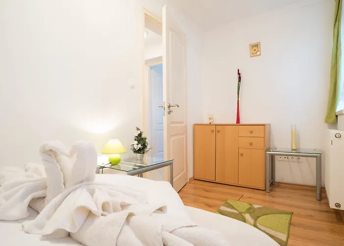 Toldi Panzio ヘーヴィーズ